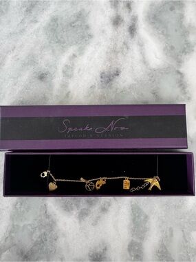 Taylor’s Version Gold Charm Bracelet - Speak Now Collection